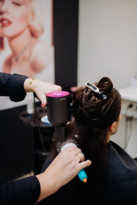 Naiste juuksur · Ketyswit Beauty